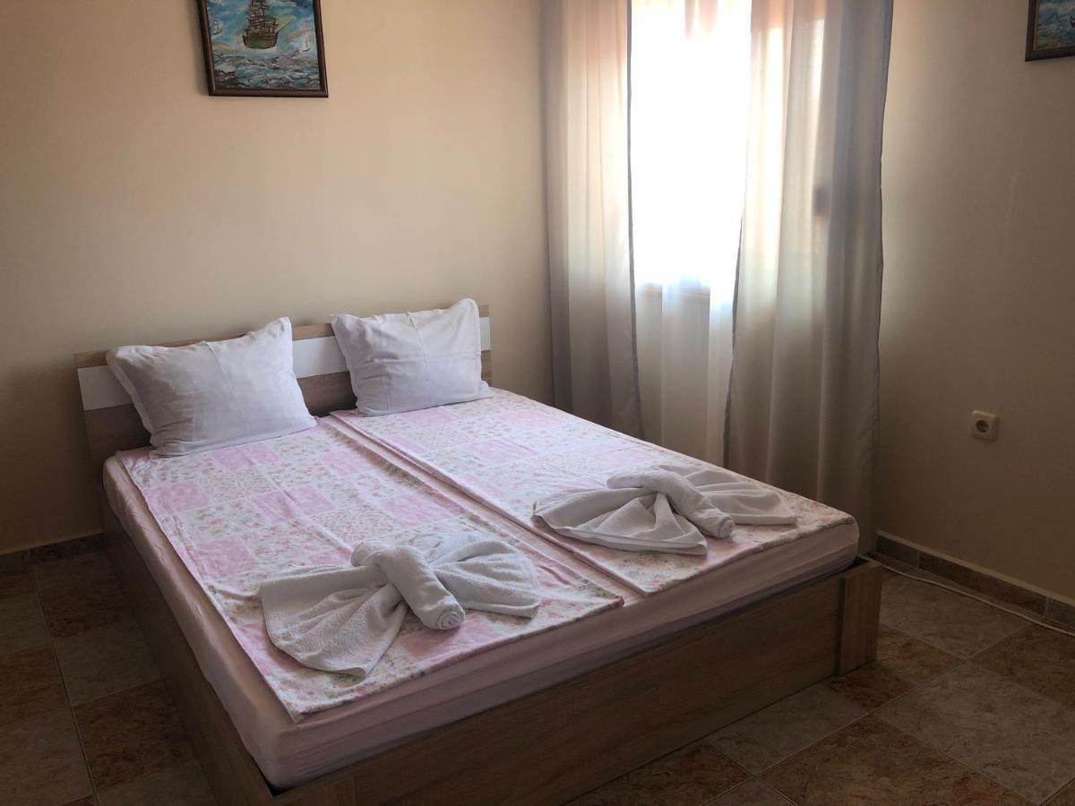 Stoyko'S Guest House Pomorie Kültér fotó